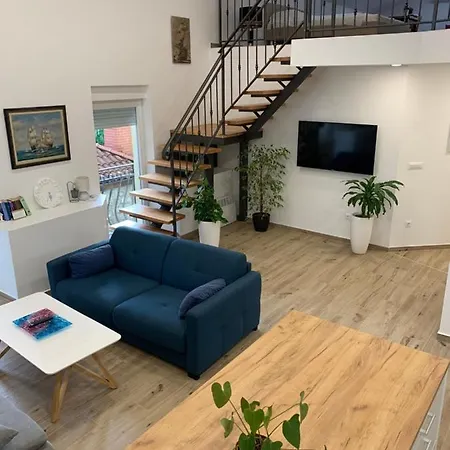Apartment Andreja, Center