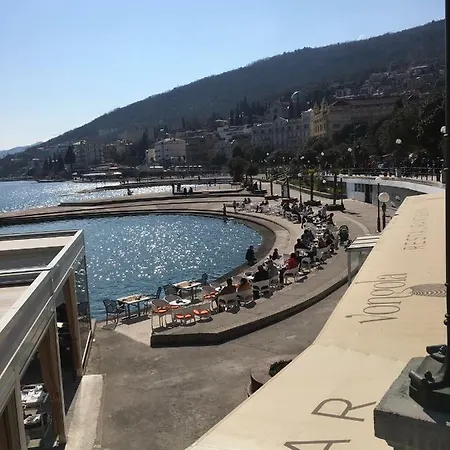 Andreja, Center Apartment Opatija
